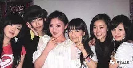 吃瓜娱乐间时团